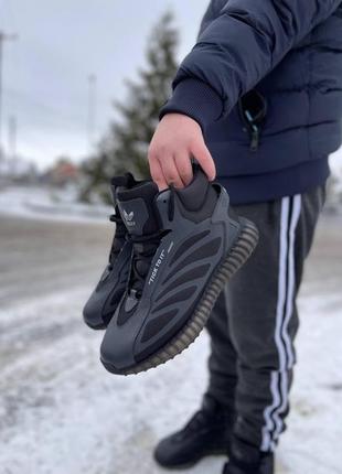 Зимові чоловічі кросівки adidas cloudfoam black orange v2