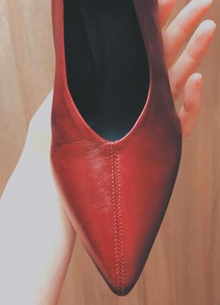 Isabel marant туфли винного цвета с оригинальным каблуком2 фото