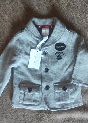 Курточка трикотажная