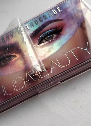 Палітра тіней для повік huda beauty mercury retrograde eyeshadow palette 18 відтінків6 фото