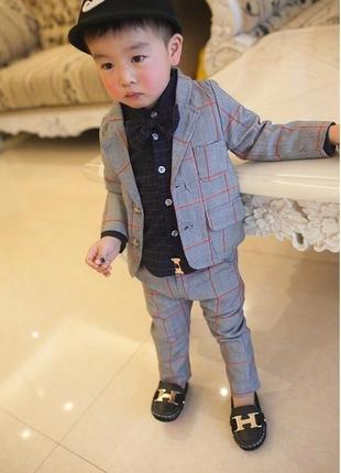 ✍🏻дуже крутий ошатний костюм маленькому джентльмену