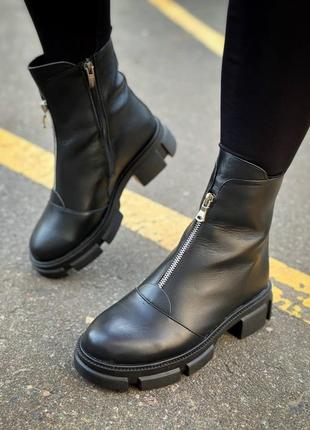 Женские черные зимние ботинки натуральная кожа с замочком спереди