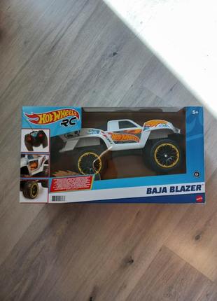 Hot wheels rc ford f-150 baja blazer машинка хот вилс белый форд на пульте управления gvl11 mattel