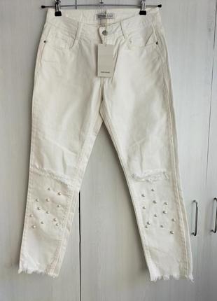 Новые белоснежные джинсы с жемчужинами zara, размер s