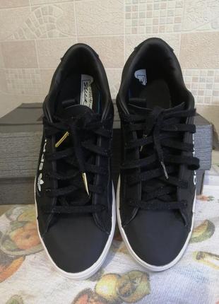 Кроссовки adidas оригинал 25,5 см3 фото