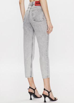 Новые джинсы mom hugo boss relaxed fit джинсы мом с высокой посадкой3 фото