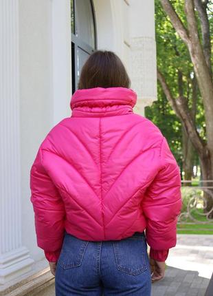 Сучасна вкорочена молодіжна курточка на блискавці, малинового кольору в р 42-464 фото