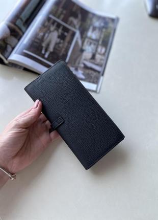 Черный кожаный женский кошелек