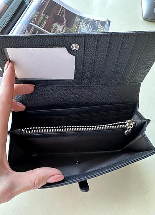 Черный кожаный женский кошелек