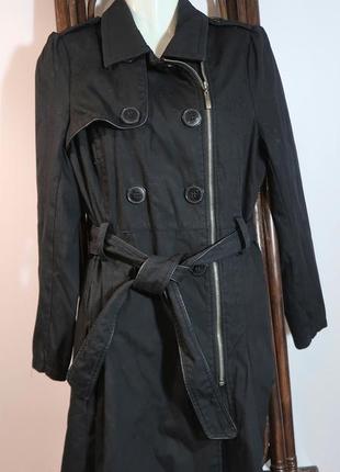Модный плащ без утеплителя