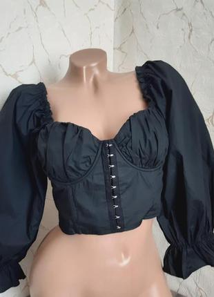 Кроп топ с объёмными рукавами чёрный 46 р