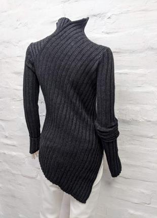Celine оригинальный свитер из кашемира и мягкой шерсти в крупный рубчик с асимметрией3 фото