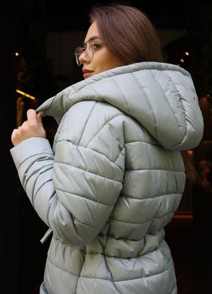 Зимняя куртка фисташкового цвета до колена размер 44-584 фото