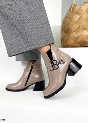 Ботильйони з натуральної шкіри та замші жіночі на підборах