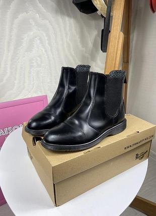 Dr martens 2976 black smooth chelsea ботинки ботинки челси кожаные4 фото