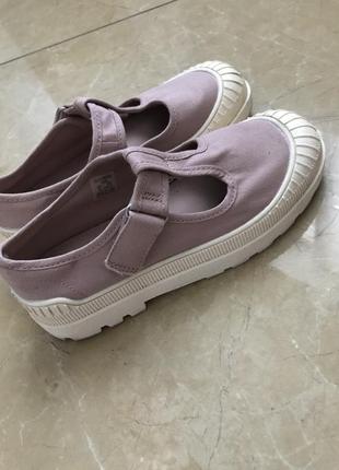 Класні кеди zara 6