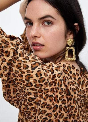 Блуза плиссе в леопардовый принт4 фото