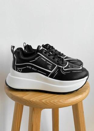 Чорні демісезонні кросівки