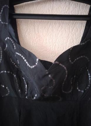 Неймовірно красива  корсетна сукня  xs sм