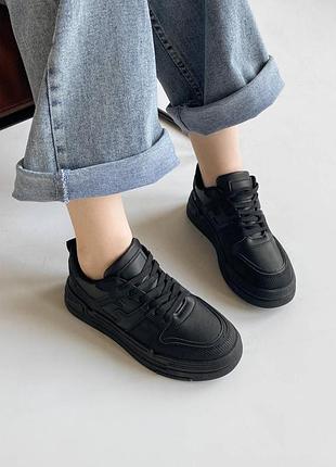 Жіночі демісезонні кросівки з екошкіри happy чорні 41 39 40 38 37 36 10877