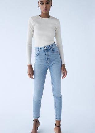 Джинси skinny