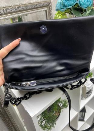 Черная практичная стильная базовая сумочка3 фото