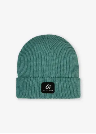 Зеленая шапка шапка в рубчик