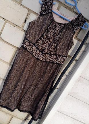 Ніжне ажурне плаття раз.м