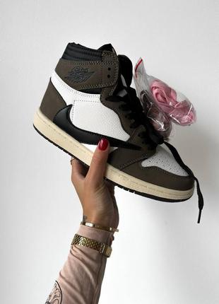 Nike air jordan 1 retro high travis scott кросівки