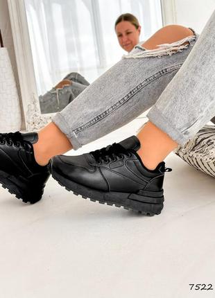 Черные натуральные кожаные классические кроссовки на толстой подошве кожа2 фото
