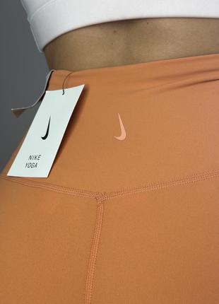 Спортивні жіночі  легінси nike yoga 7/8 eyelet leggings4 фото