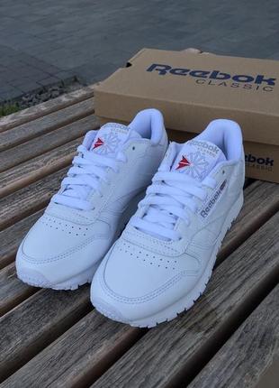 Жіночі шкіряні кросівки reebok classic