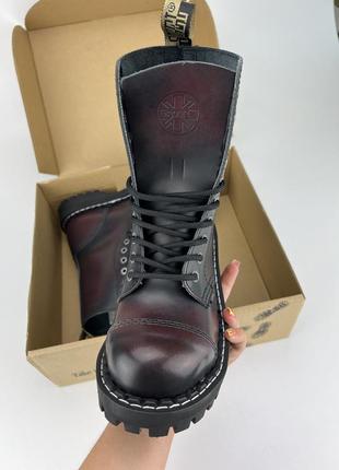 Ботинки steel 105/106/bur/b на 10 люверсов черные с бордовым шкira, оригинальные ботинки стол4 фото