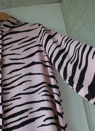 Стильная итальянская блуза с принтом "зебра"5 фото