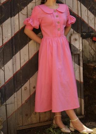 Розовое платье миди из натурального льна с подкладкой, с воротничком на пуговицах
