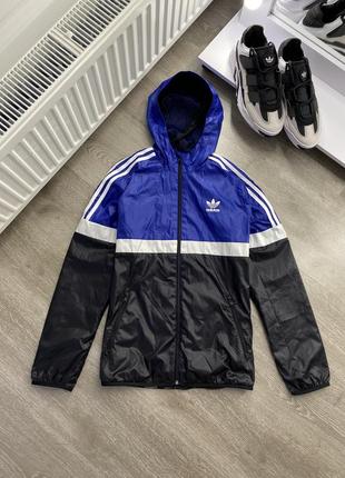 Куртка вітровка adidas1 фото