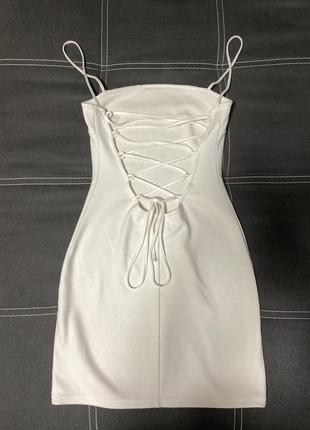 Сукня з відкритою спиною4 фото