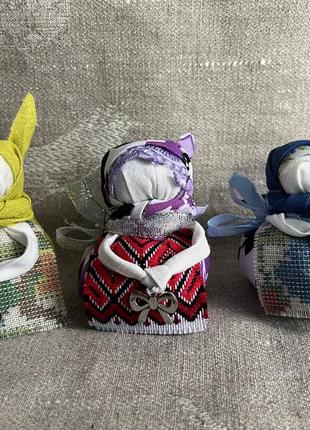 Куколки на стол 3 шт. куклыщитены на 5 копилках