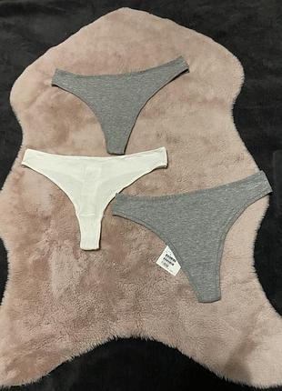 Комплект трусы стринги h&m в рубчик