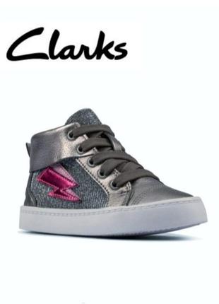 Шкіряні кеди, хайтопи, кросівки, черевики clarks