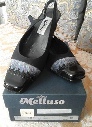 Босоножки 40 р