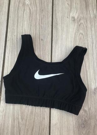 Спортивный топ nike для спорта бега атлетики