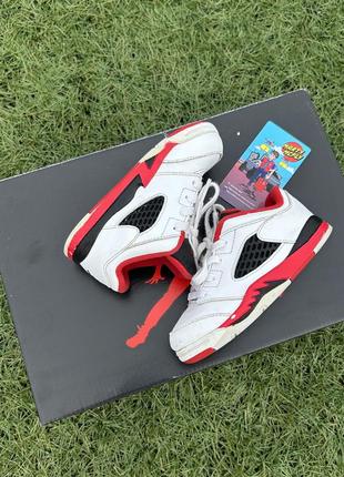 Дитячі кросівки air jordan 5 retro low td 'fire red'5 фото