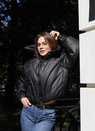 Черный короткий пуховик зимний в размерах от 42 до 46