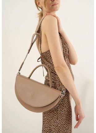 Стильна жіноча сумка люкс класу жіноча шкіряна міні-сумка сһгіѕ maxi бежева красива невелика сумочка3 фото