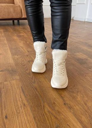 Жіночі кросівки натуральна шкіра зимові беж3 фото