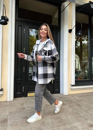 Сорочка тепла з капюшоном чорна в клітинку