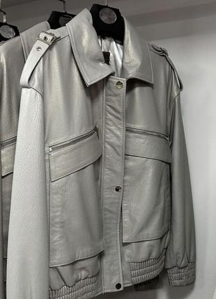 Шкіряна куртка бомбер