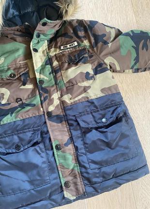 Тепла курточка zara