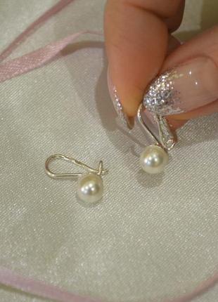 Детские серьги с жемчугом на французском замке